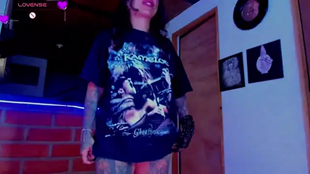 Snapshot of ink_demonxxx chatting on 30, 11, 2025 ink demonxxx online show from 30, 11, 2025