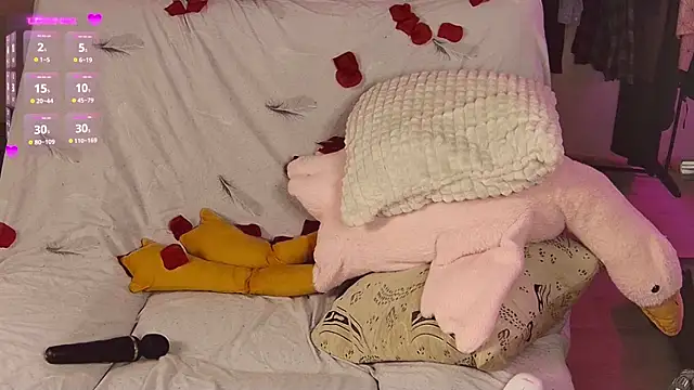 Snapshot of cutenessa chatting on 15, 2, 2025 cutenessa online show from 15, 2, 2025