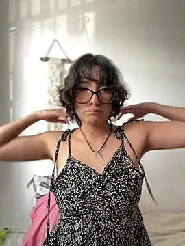 aurora xoxo online show from 1, 3, 2026