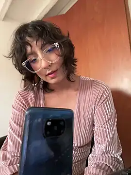 aurora xoxo online show from 14, 6, 2026