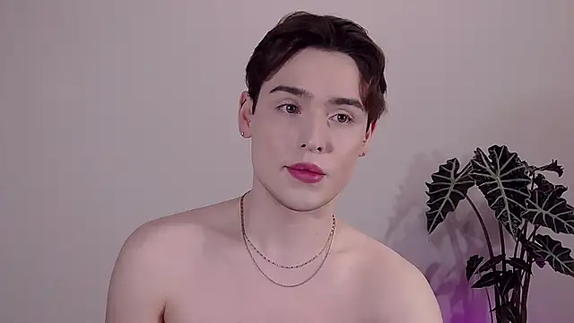 Snapshot of RobbyCharming chatting on 10, 5, 2026 RobbyCharming online show from 10, 5, 2026