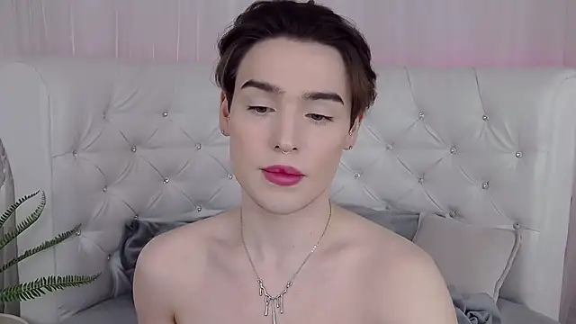 Snapshot of RobbyCharming chatting on 3, 5, 2026 RobbyCharming online show from 3, 5, 2026