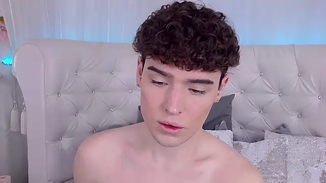 RobbyCharming online show from 8, 11, 2025