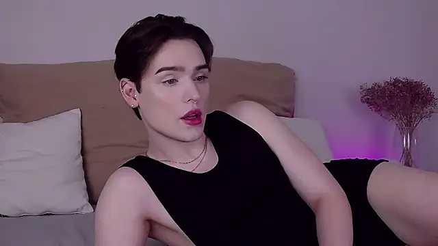 Snapshot of RobbyCharming chatting on 6, 6, 2026 RobbyCharming online show from 6, 6, 2026