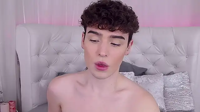 RobbyCharming online show from 19, 10, 2025