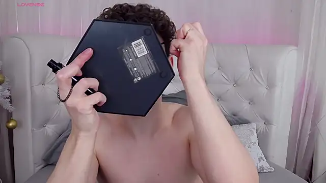 RobbyCharming online show from 9, 1, 2026