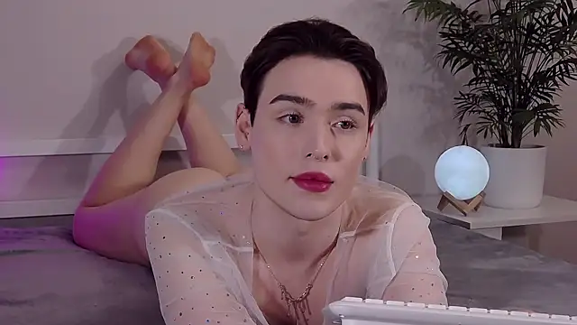 Snapshot of RobbyCharming chatting on 9, 5, 2026 RobbyCharming online show from 9, 5, 2026