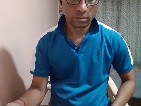 sexx4 online show from 13, 10, 2025