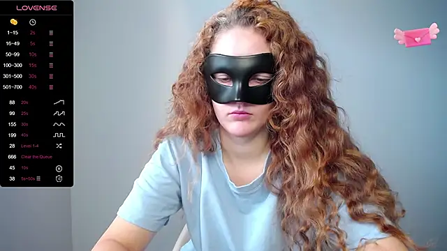 Snapshot of BubbbleGumm chatting on 6, 3, 2025 BubbbleGumm online show from 6, 3, 2025