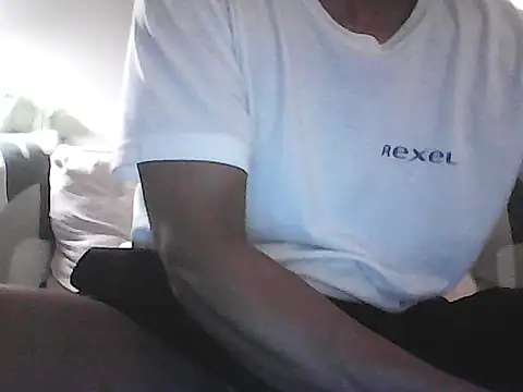 Snapshot of Malcomvs97 chatting on 3, 6, 2026 Malcomvs97 online show from 3, 6, 2026