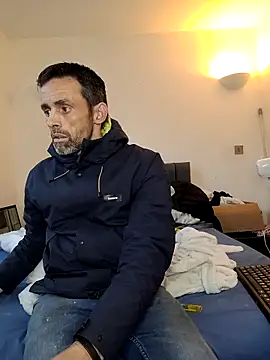 uk-bobbie-uk online show from 30, 11, 2025