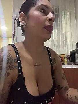 Snapshot of charlotte_stevenss_ chatting on 22, 5, 2026 charlotte stevenss online show from 22, 5, 2026