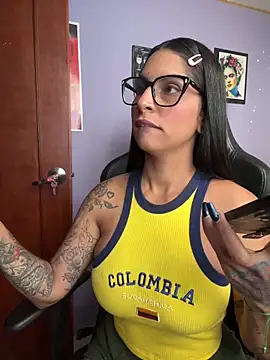 Snapshot of charlotte_stevenss_ chatting on 24, 5, 2026 charlotte stevenss online show from 24, 5, 2026