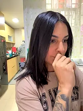 charlotte stevenss  online show from 25, 10, 2025