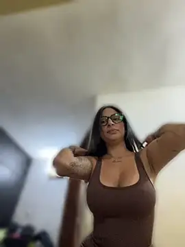 charlotte stevenss  online show from 14, 4, 2026