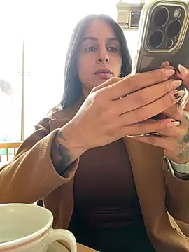 charlotte stevenss  online show from 13, 1, 2026