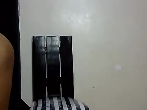 Twerl online show from 5, 1, 2025