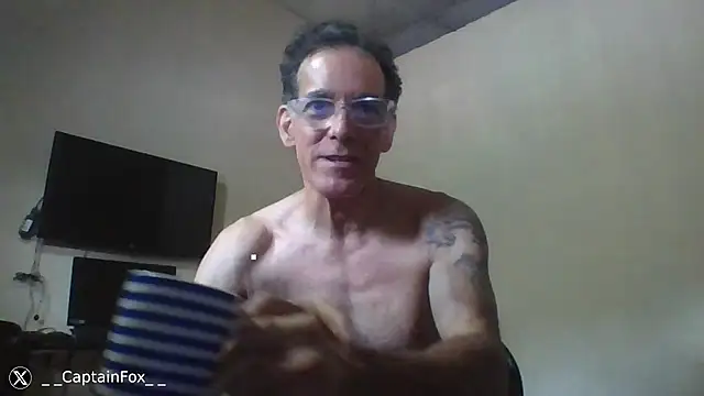 CaptainFox online show from 4, 8, 2026