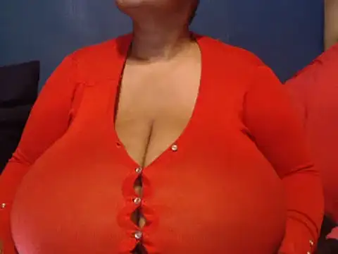 CUTEFIRMMELONSS online show from 28, 2, 2025