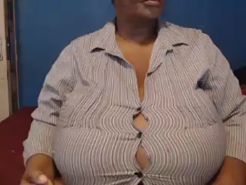 CUTEFIRMMELONSS online show from 18, 2, 2025