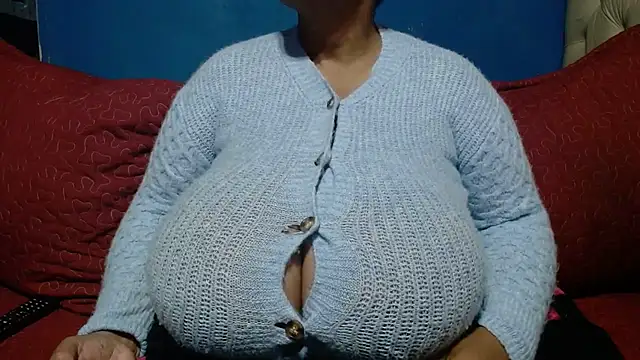 CUTEFIRMMELONSS online show from 27, 5, 2026