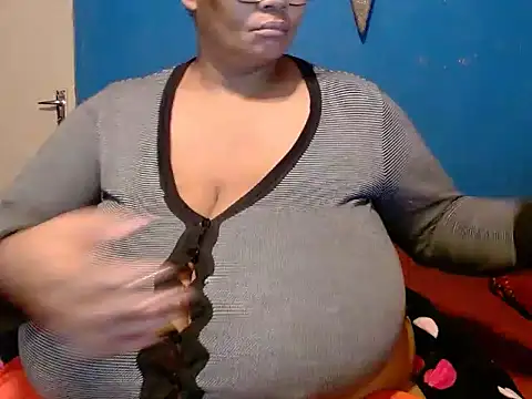 CUTEFIRMMELONSS online show from 20, 3, 2025