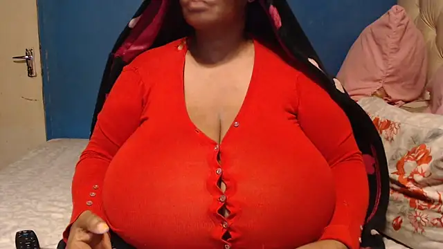 CUTEFIRMMELONSS online show from 16, 10, 2025