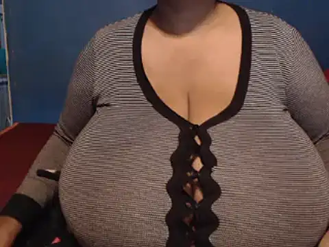 CUTEFIRMMELONSS online show from 11, 3, 2025