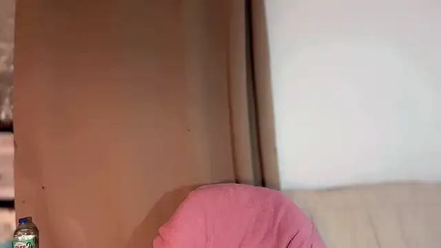 ehotlovea  online show from 9, 11, 2025