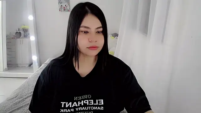 Snapshot of Youlittlepervertt_ chatting on 29, 4, 2026 Youlittlepervertt online show from 29, 4, 2026