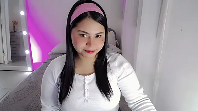 Youlittlepervertt  online show from 24, 6, 2026