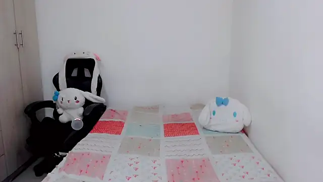 Youlittlepervertt  online show from 11, 11, 2025