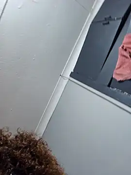 Shaniko89 online show from 10, 3, 2026