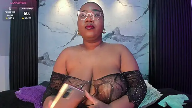 Darnellqueen online show from 28, 11, 2025