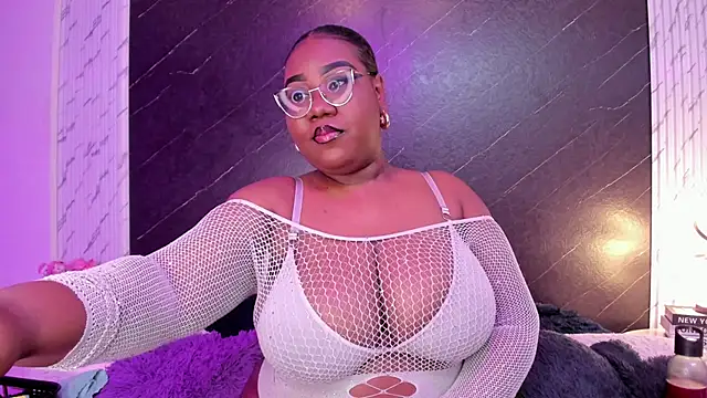 Darnellqueen online show from 7, 10, 2025
