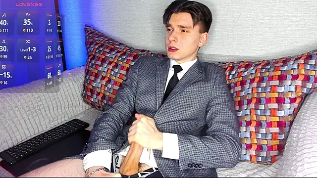 maxboy4 online show from 3, 1, 2025