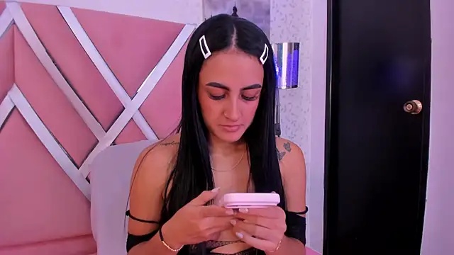 Helenn monroy1 online show from 27, 2, 2026