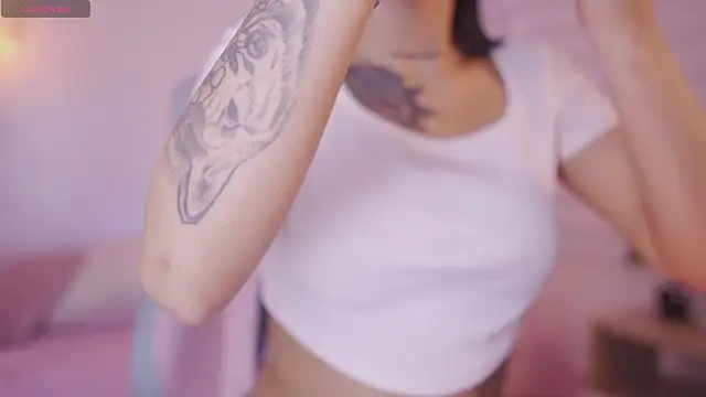 driana hoffman online show from 4, 3, 2026