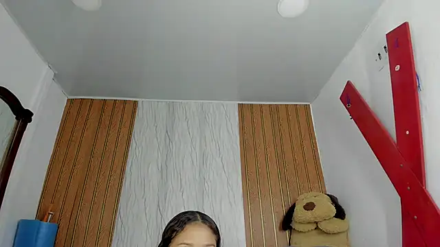 MarianaManzur online show from 5, 10, 2025