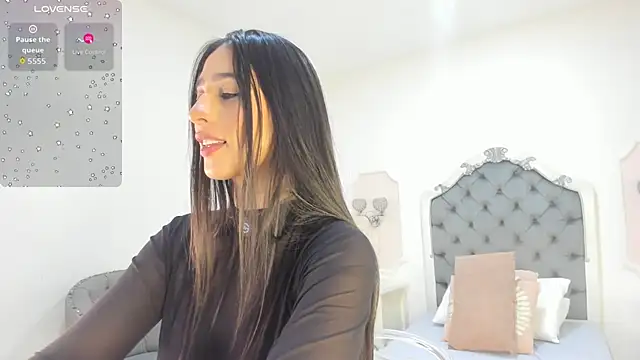 Valentina Ross  online show from 17, 1, 2026