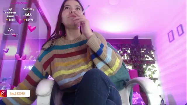 Laurel23  online show from 19, 2, 2025