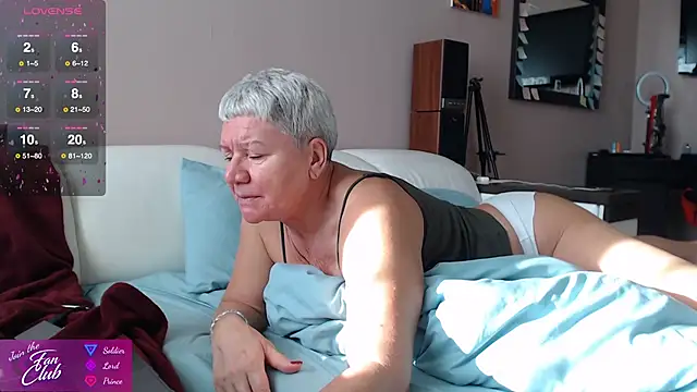 roxana brooks online show from 9, 10, 2025