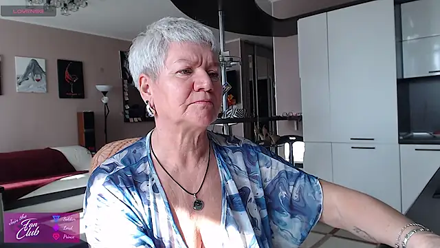 roxana brooks online show from 5, 4, 2026