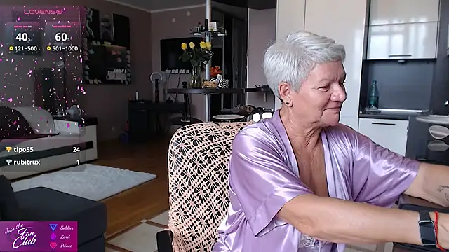 Snapshot of roxana_brooks chatting on 27, 6, 2026 roxana brooks online show from 27, 6, 2026