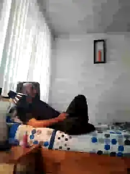 Snapshot of KenllyH chatting on 9, 1, 2025 KenllyH online show from 9, 1, 2025