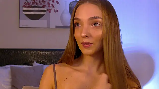 VirginieCruz online show from 24, 11, 2025