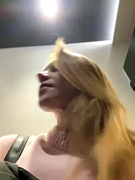 ValenciaShock online show from 26, 11, 2025