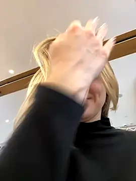 ValenciaShock online show from 4, 12, 2025