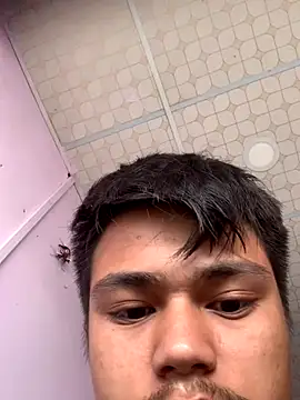 Snapshot of Hullax chatting on 26, 10, 2025 Hullax online show from 26, 10, 2025