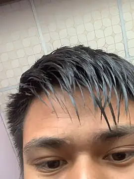 Hullax online show from 2, 11, 2025